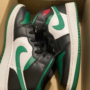 Air Jordan 1 mids (GS)